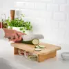 لوح تقطيع خشب بأرجل لثبات أفضل واستخدام متعدد – Wooden Cutting Board with Legs for Stability & Multi Use Breakfast Tray