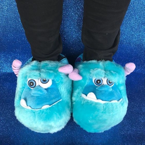 لكلوك شلبي سولفان مبطن بمقاسات مختلفة - James Sullivan Padded Slippers Multiple Sizes - Image 2