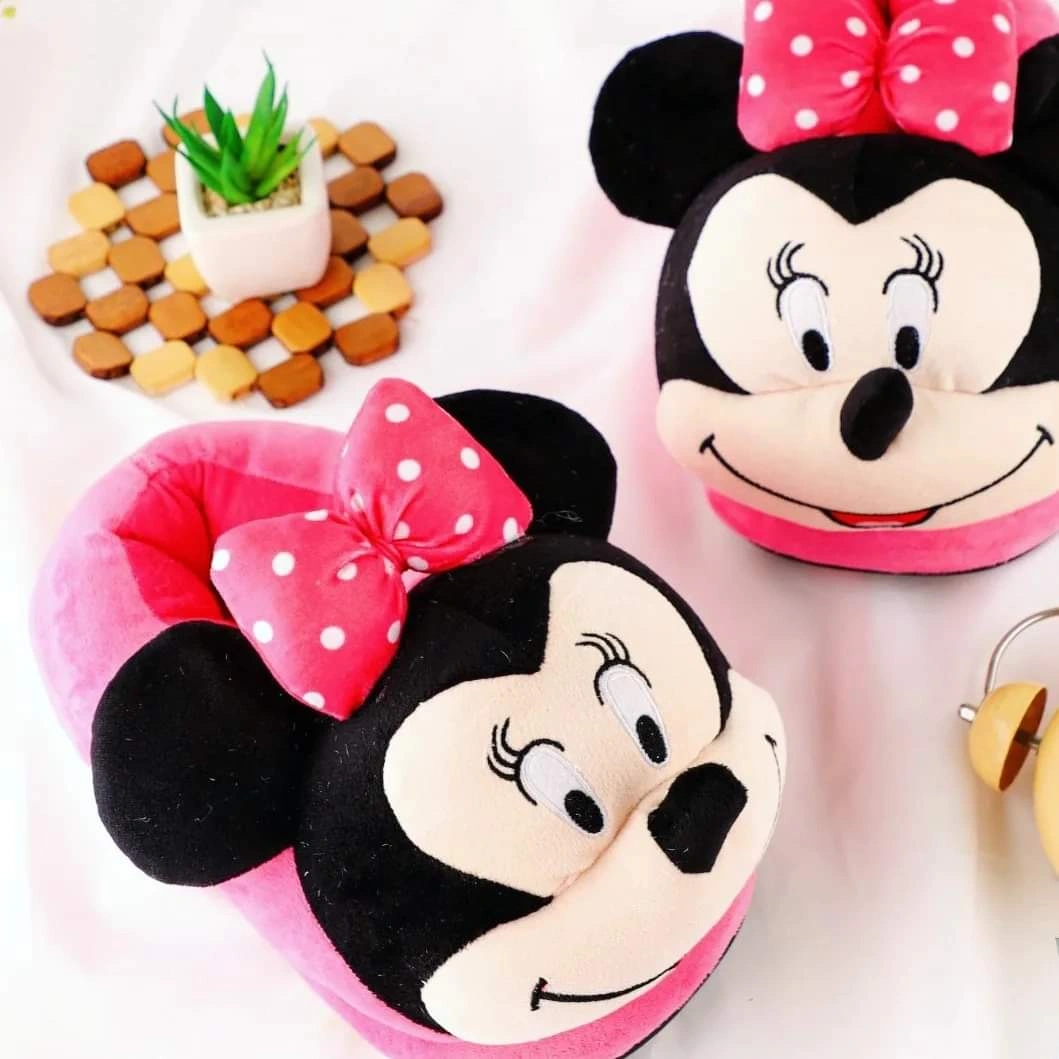 لكلوك ميني ماوس مبطن بمقاسات مختلفة - Minnie Mouse Padded Slippers Multiple Sizes