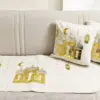 طقم رمضاني 3 قطع رانر سفرة و2 كوشن مزين بفوانيس تطريز - Ramadan 3 Piece Set Table Runner & 2 Cushions with Embroidered Lanterns